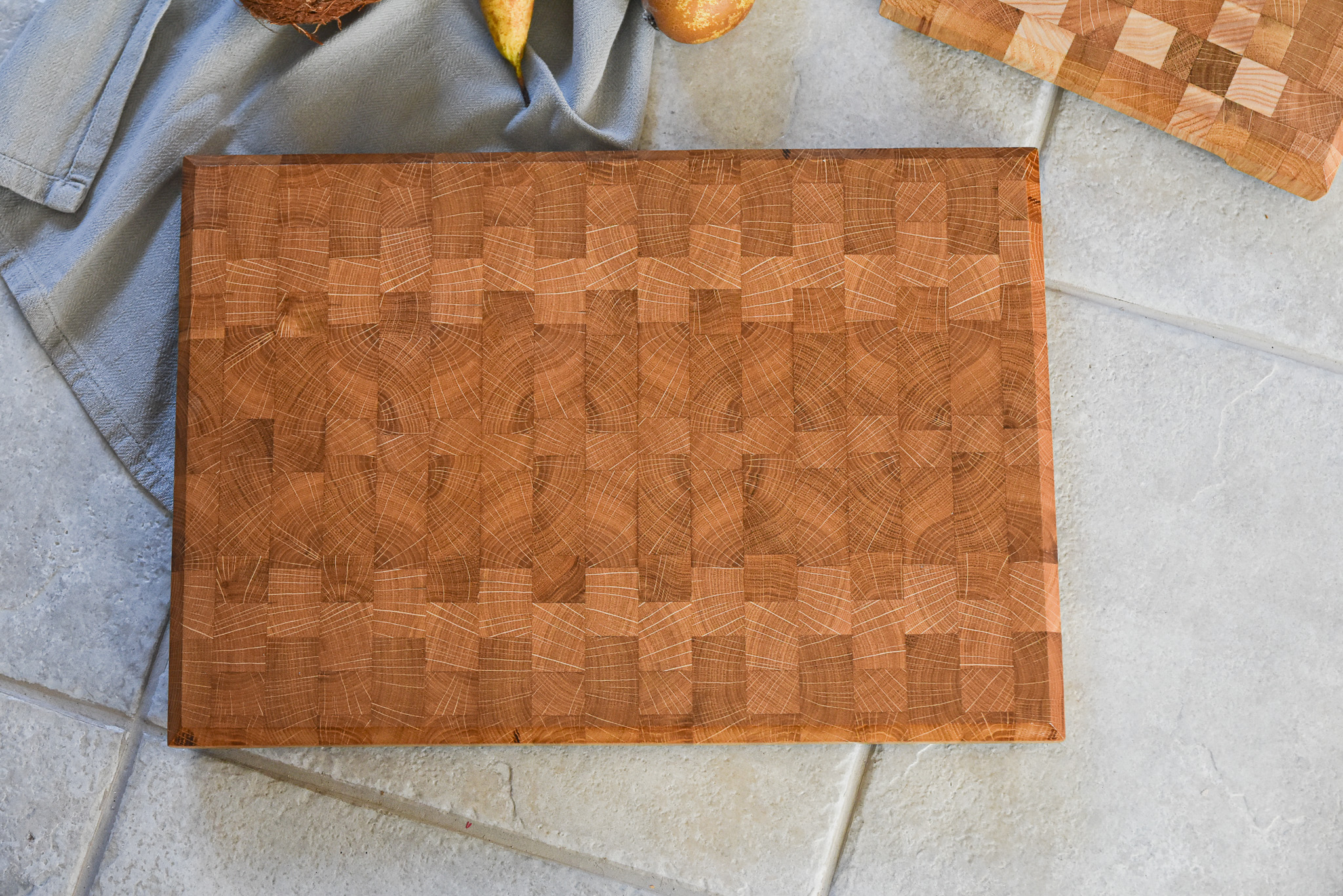 Oak Wood End Grain Cutting Board – Large – Butcher Block Style